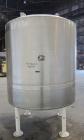 Used Tank, 1000 Gallon, 304 Stainless Steel, Vertical. 66