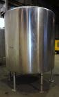 Used Tank, 2000 Gallon, 304 Stainless Steel Vertical. 84