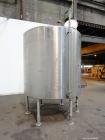 Used Tank, 2000 Gallon, 304 Stainless Steel, Vertical. 84