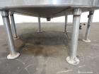 Used- Tank, 2000 Gallon, 304 Stainless Steel, Vertical. 84