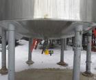 Used Norwalk Tank, 2000 Gallon, 316 Stainless Steel, Vertical. 76
