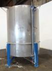 Used Tank, 2000 Gallons, 304 Stainless Steel, Vertical. 78