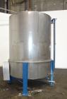 Used Tank, 2000 Gallons, 304 Stainless Steel, Vertical. 78