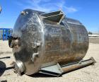 Perry Products Mix Tank, Model VD, 3,000 Gallon Capacity