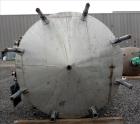 Used 5200 Gallon Stainless Steel Tri-Canada Fittings Tank