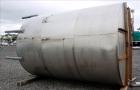 Used 5200 Gallon Stainless Steel Tri-Canada Fittings Tank