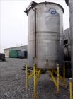 Used United Utensils Tank, 1500 Gallon, 304 Stainless Steel, Vertical. Approximate 67