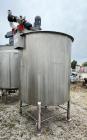 Viatec, Approximately 1,000 Gallon Tank with Agitator