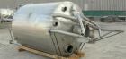 Used Walker Tank, 1000 Gallon, 316 Stainless Steel, Vertical. 66