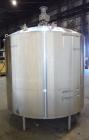 Used Walker Stainless Mix Tank, 1500 Gallon, 304 Stainless Steel, Vertical. Approximate 84