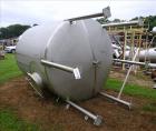 Used Walker 2500 Gallon Tank, 304L Stainless Steel, Vertical.