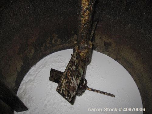 Used Roben Mix Tank, 750 Gallon, Stainless Steel. Dish top and bottom, 5'" diameter x 5' straight side.  (3) internal baffles.  Top center mounted Lightnin agitator model 73C15VM, variable speed, 15 ...