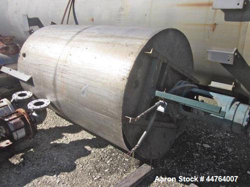 Used Tank, 550 Gallon, 304 Stainless Steel, Vertical.  48” Diameter x 72” straight side, flat top, 25” coned bottom.  Top entering agitator, driven by a 3 hp motor. Center bottom outlet.  Mounted on ...