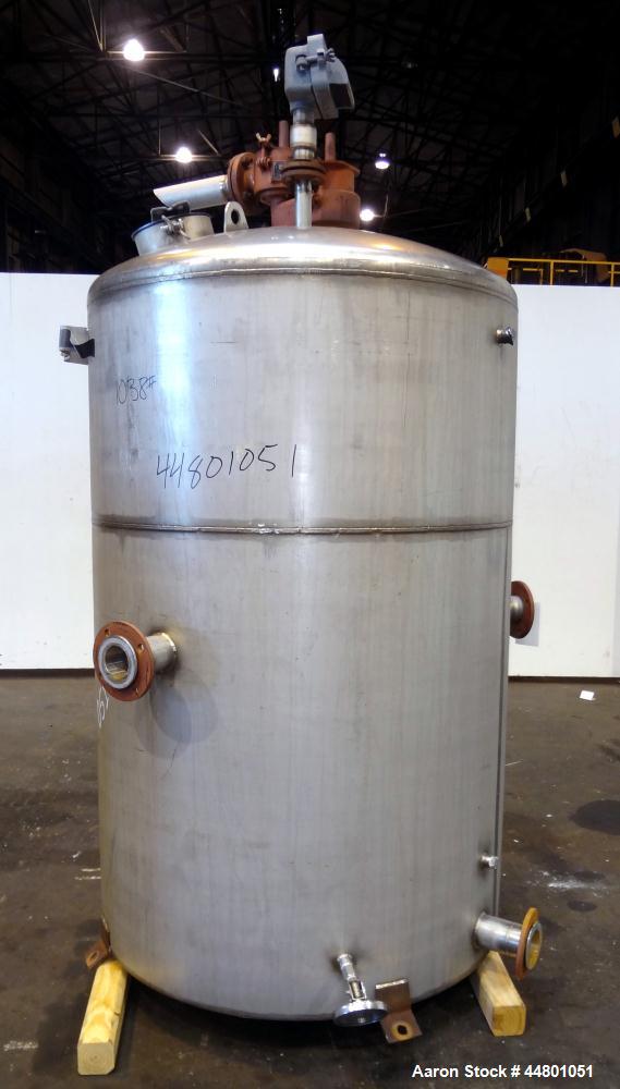 Used 550 Gallon Stainless Steel Par Piping & Fabrication Tank