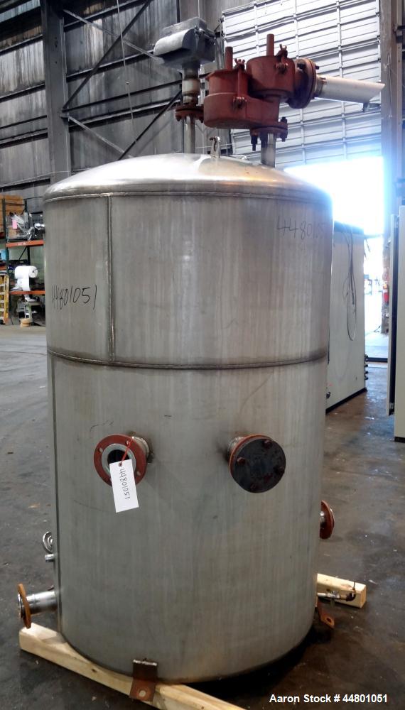 Used 550 Gallon Stainless Steel Par Piping & Fabrication Tank