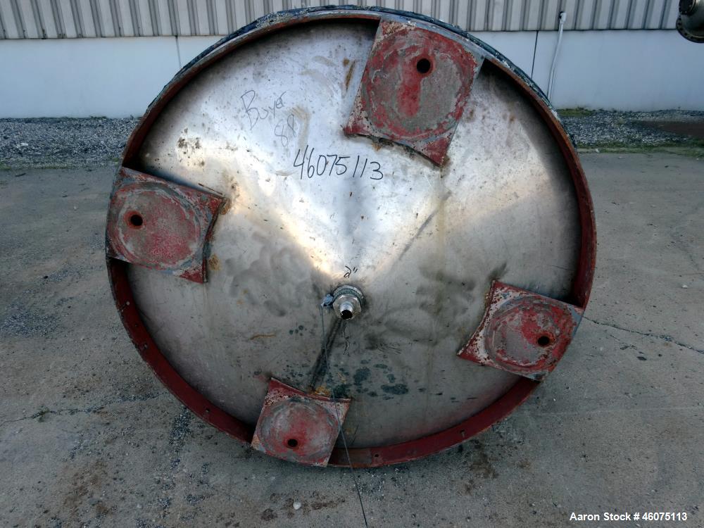 Used- Tank, 650 Gallon, 304 Stainless Steel, Vertical. Approximate 52" diameter x 60" straight side, coned top & bottom. Ope...