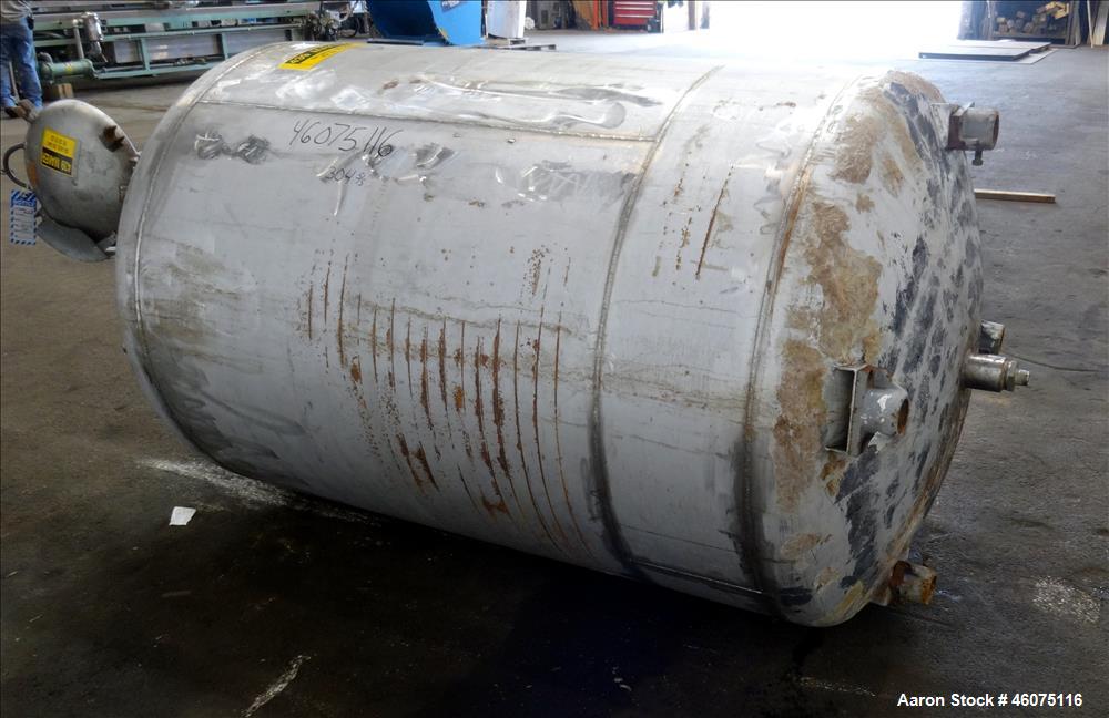 Used Tank, 500 Gallon, 304 Stainless Steel, Vertical. Approximate 48" diameter x 60" straight side, dished top and bottom. Off center top entering air operated Lightnin agitator, model EKXJAC-100, se...