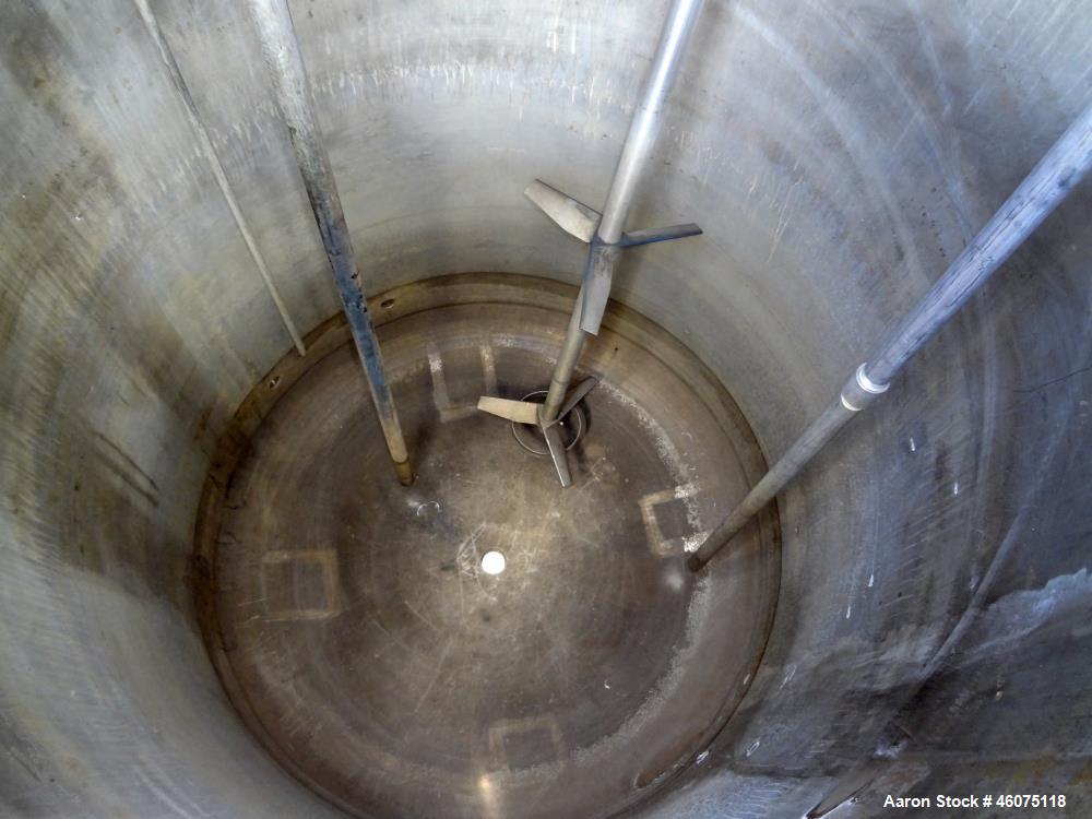 Used Tank, 500 Gallon, 304 Stainless Steel, Vertical. Approximate 48" diameter x 60" straight side, dished top & bottom. Off center Lightnin agitator, model EKXJC-174, serial# 90/547709. (2) 3 Blade ...