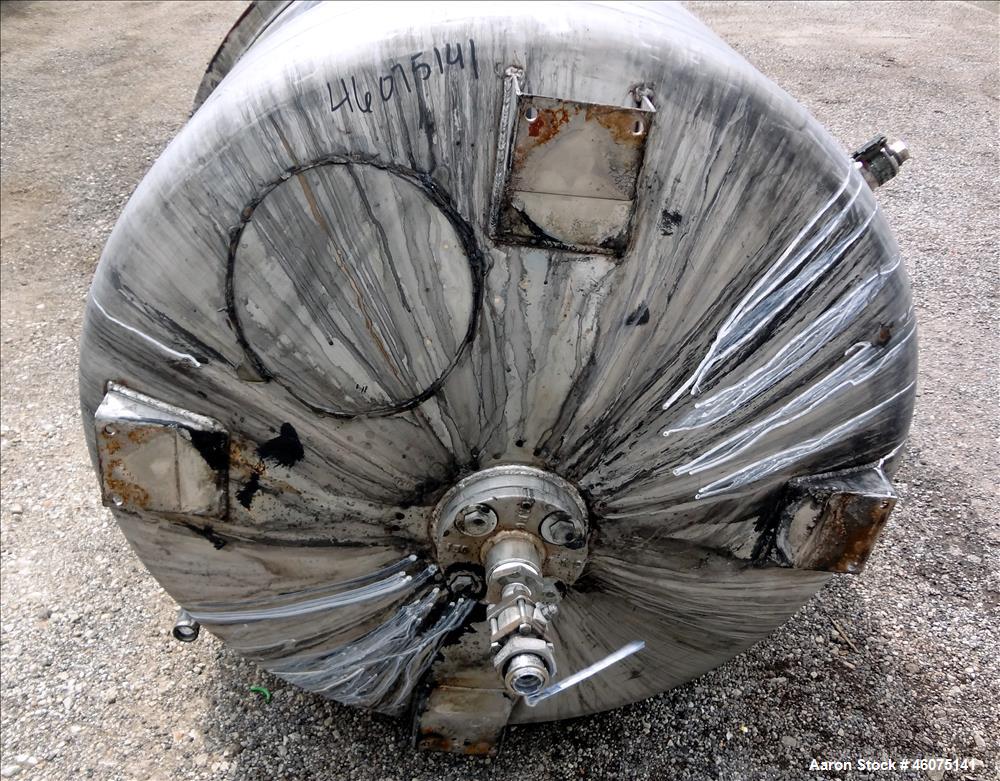 Used Tank, 500 Gallon, 304 Stainless Steel, Vertical. Approximate 48" diameter x 60" straight side, dished top & bottom. Off center top entering Lightnin agitator, model XJCA-100, serial# 87/309324. ...
