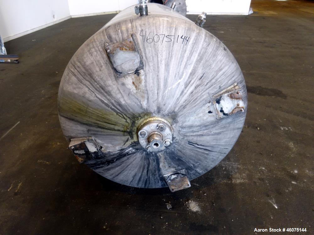 Used Tank, 500 Gallon, 304 Stainless Steel, Vertical. Approximate 48" diameter x 60" straight side, dished top and bottom. Off center top entering Lightnin agitator, model XJSS-117, serial# R02408943...