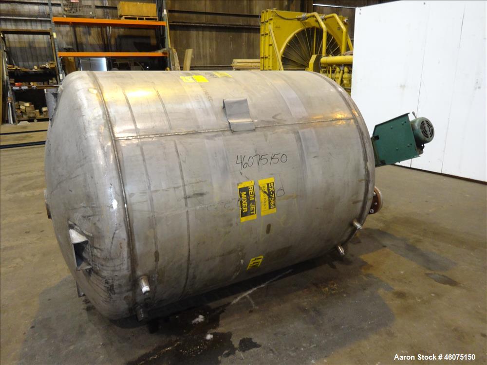 Used- Tank, 800 Gallon, 304 Stainless Steel, Vertical. Approximate 60" diameter x 60" straight side, dished top & bottom. To...