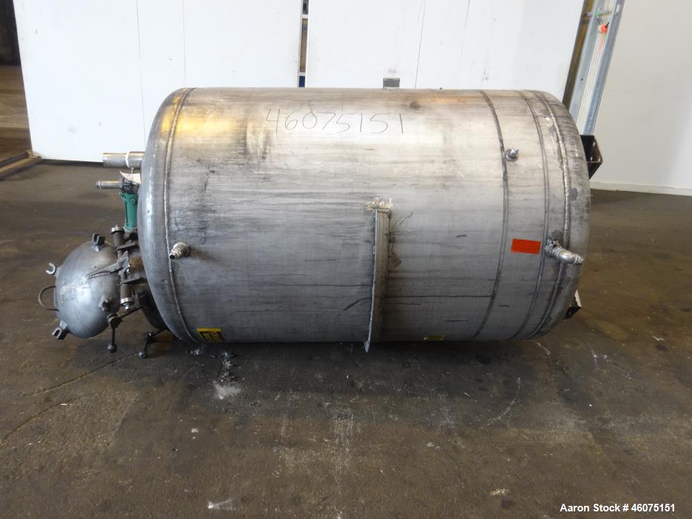 Used Tank, 500 Gallon, 304 Stainless Steel, Vertical. Approximate 48" diameter x 60" straight side, dished top and bottom. Off center top entering Lightnin agitator, model XJCA-33, serial# 97/G09166....