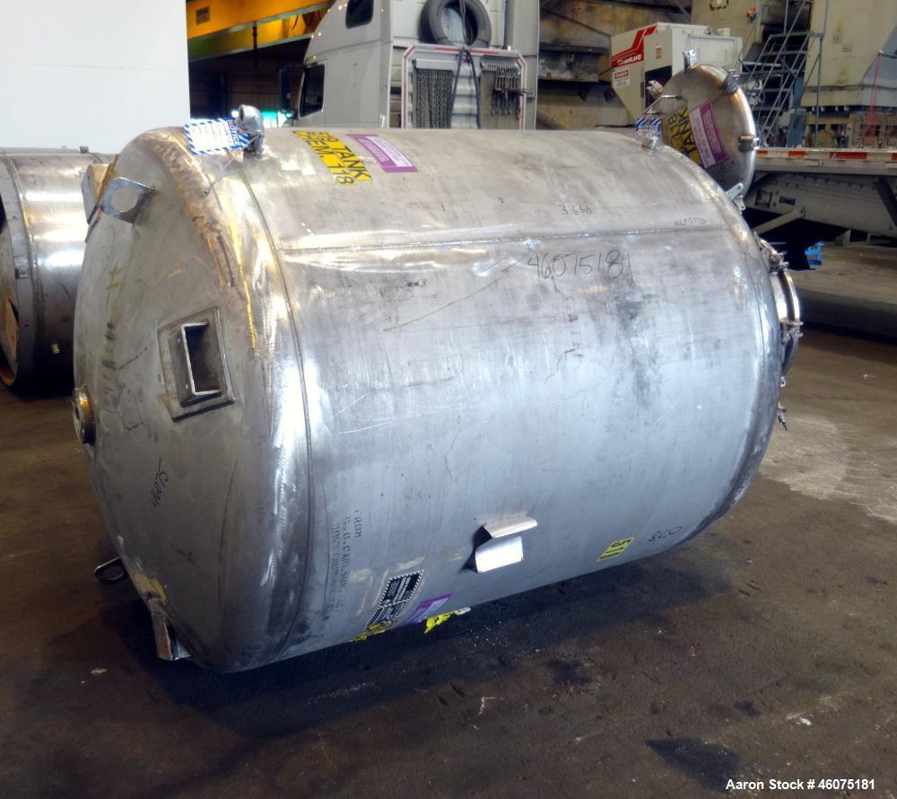 Used Tank, 775 Gallon, 316 Stainless Steel, Vertical. Approximate 60" diameter x 57" straight side, dished top & bottom. Off center top entering air operated Lightnin agitator. Shaft with 3 blade tur...