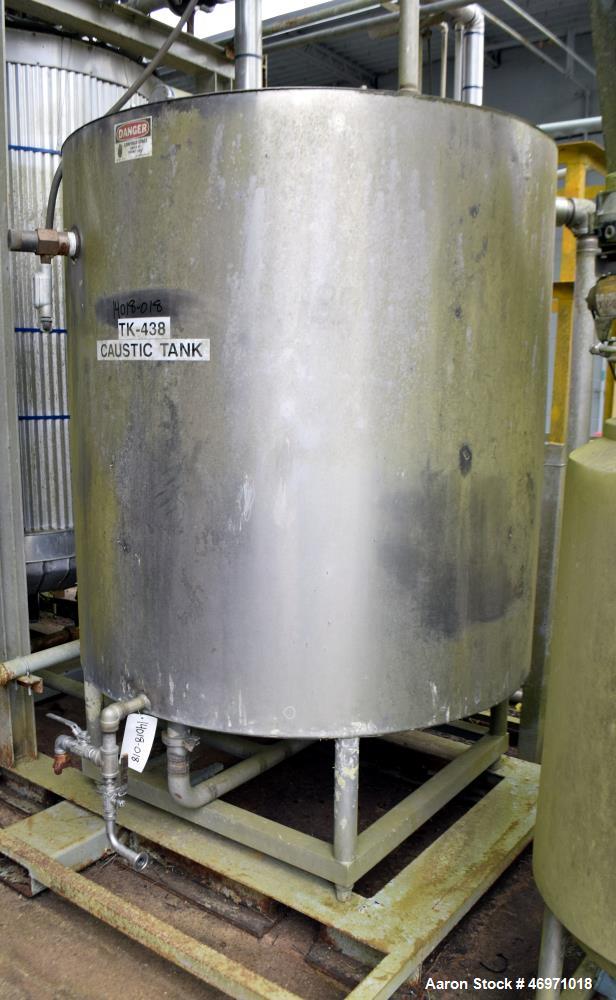 Used Tank, Approximate 600 Gallon, Stainless Steel, Vertical