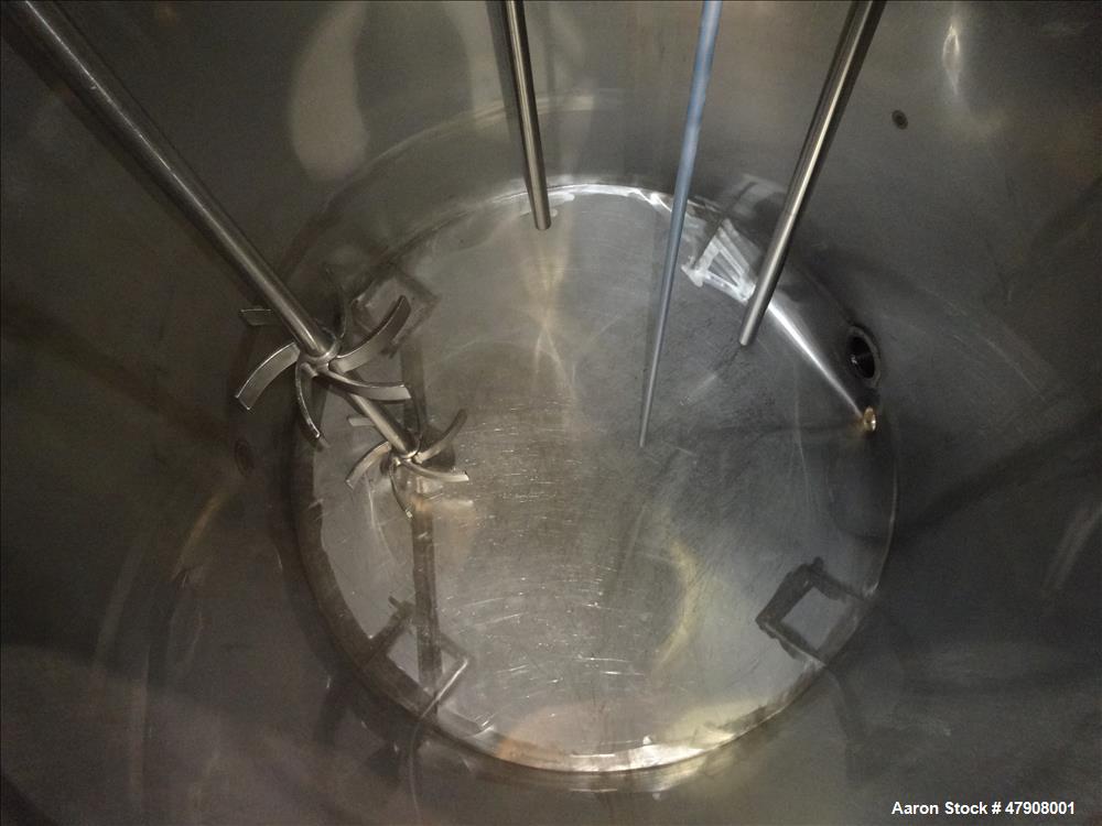Used Tank, Approximately 600 Gallon, 316 Stainless Steel, Vertical.