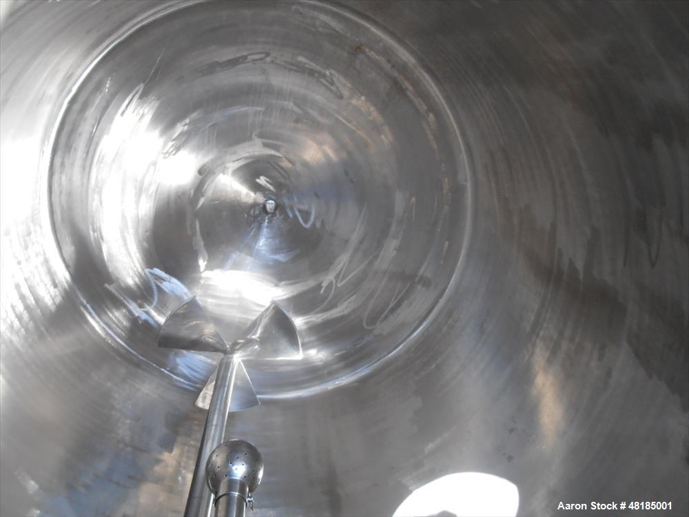 Used Mixing Tank, Approximate 850 Gallon, Stainless steel.
