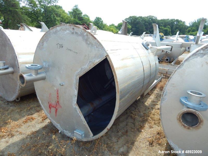 Used Tank, Approximately 800 Gallon.