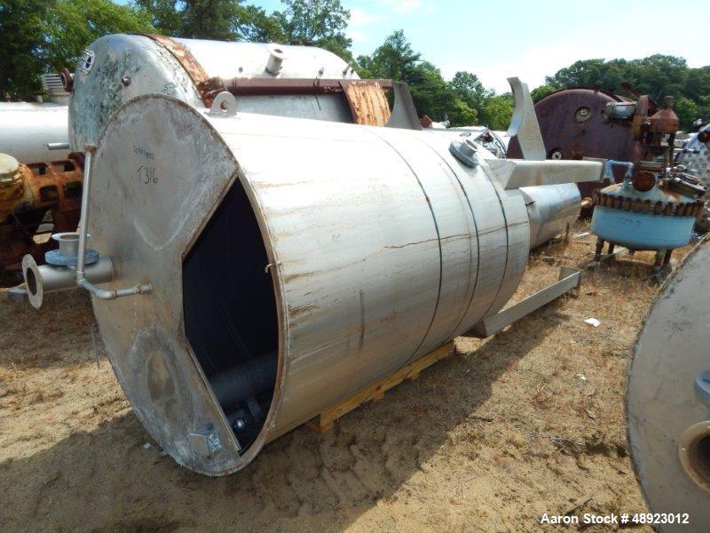 Used Tank, Approximately 800 Gallon.