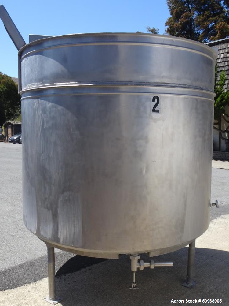 Used- Tank, Approximately 700 gallon