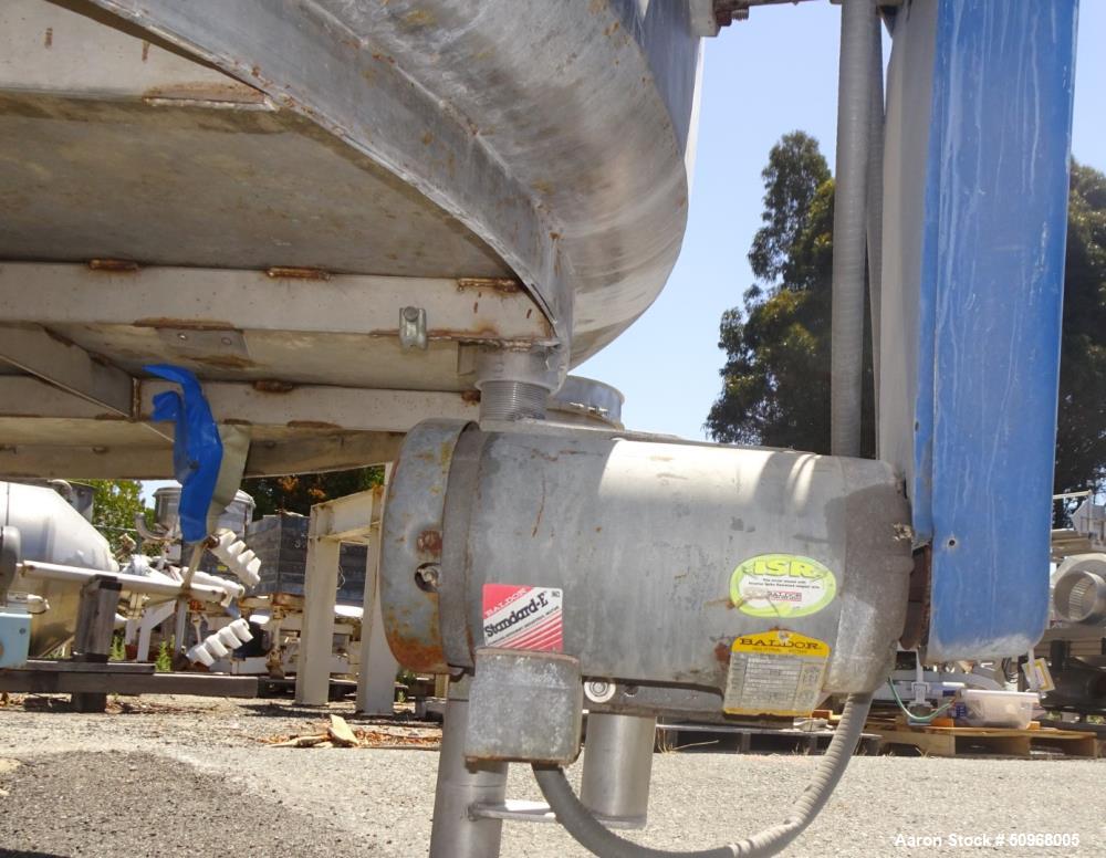 Used Tank, Approximately 700 gallon