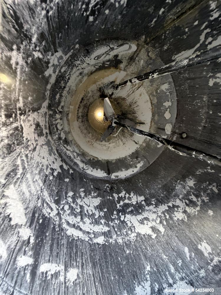 Used 500 Gallon 304 Stainless Steel Mix Tank – Vertical with Proquip Chem Guard Agitator