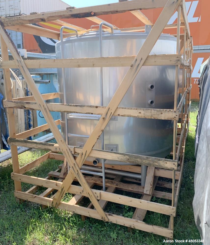 UNUSED- APV Crepaco 800 Gallon Tank