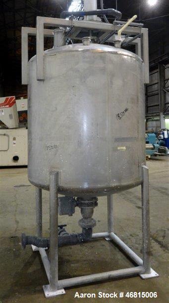 Used Tank, Approximate 700 Gallon, 304 Stainless Steel, Vertical