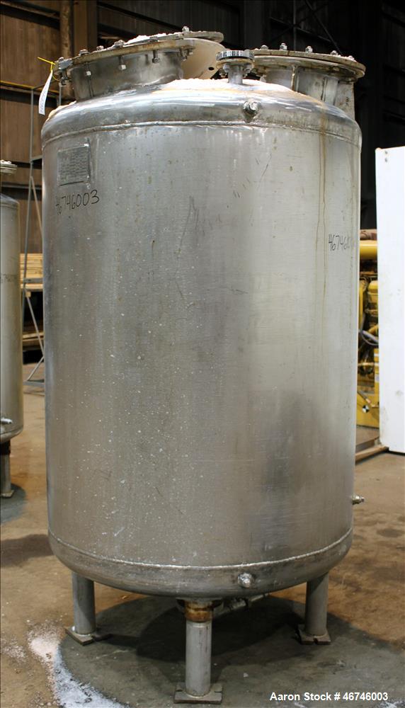 Used- Merck & Co Inc Tank, Approximately 500 Gallon, 316 Stainless Steel, Vertic