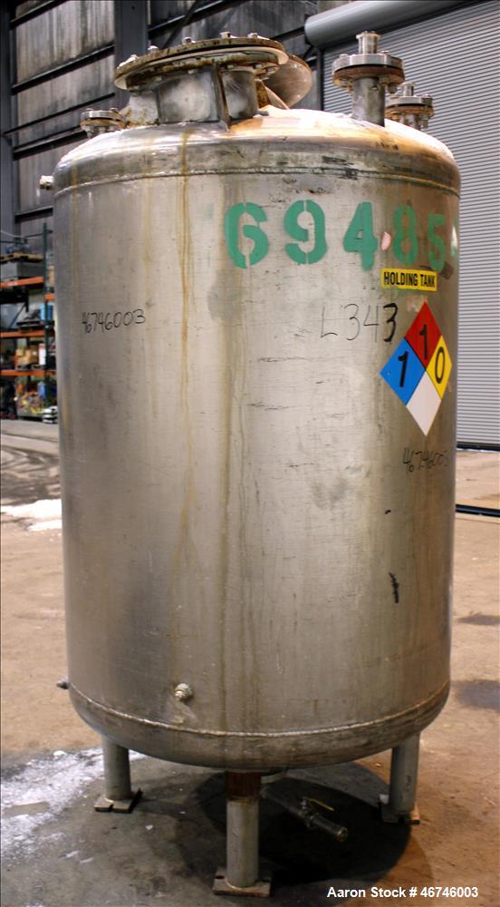 Used- Merck & Co Inc Tank, Approximately 500 Gallon, 316 Stainless Steel, Vertic