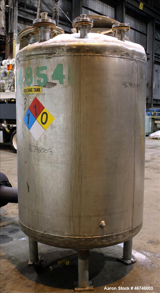 Used- Merck & Co Inc Tank, Approximately 500 Gallon, 316 Stainless Steel, Vertic