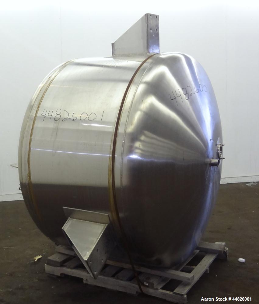 Used-  600 Gallon Stainless Steel Apache Stainless Pressure Tank