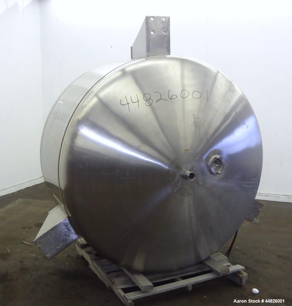 Used 600 Gallon Stainless Steel Apache Stainless Pressure Tank