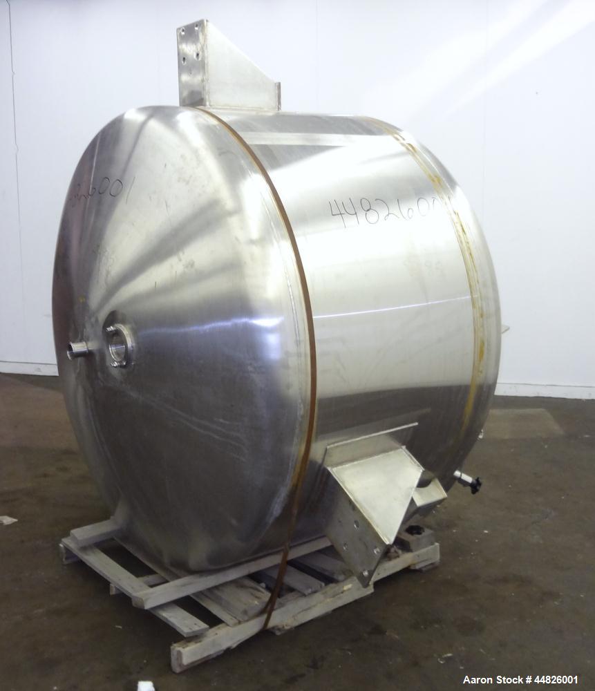 Used 600 Gallon Stainless Steel Apache Stainless Pressure Tank