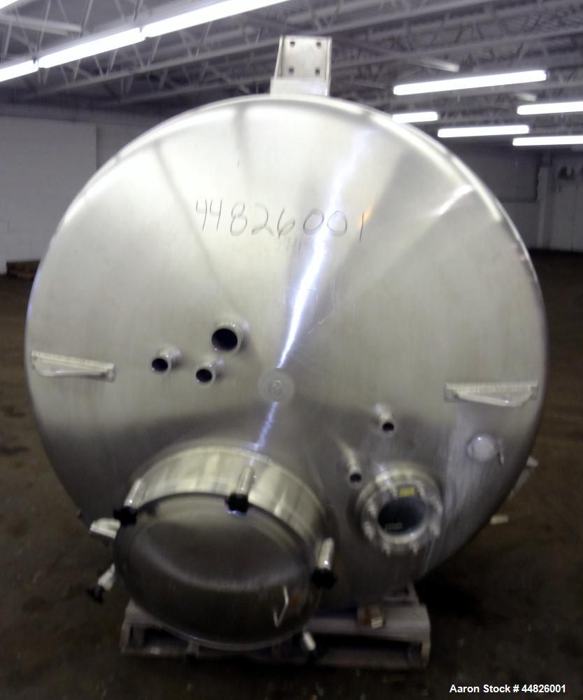 Used-  600 Gallon Stainless Steel Apache Stainless Pressure Tank