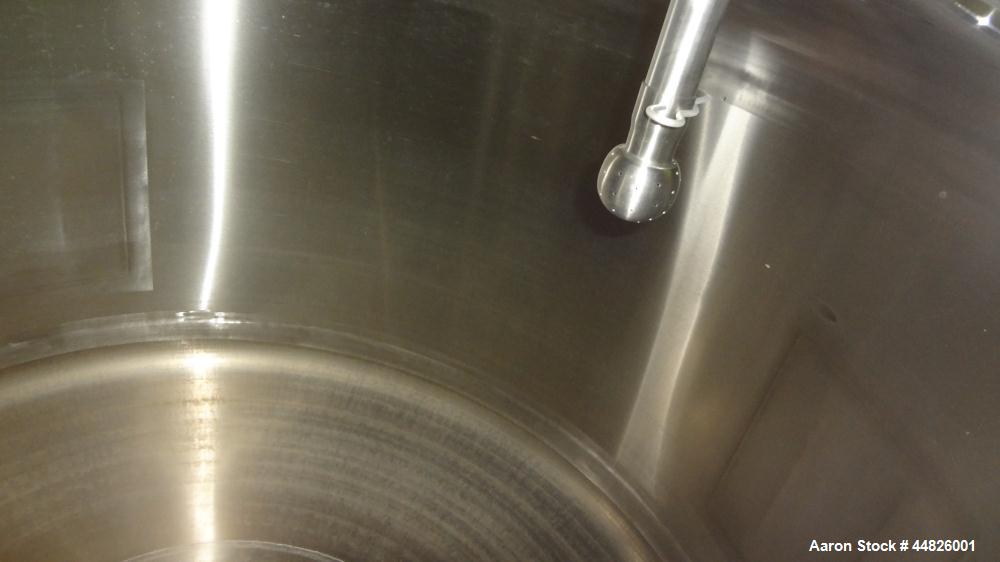 Used-  600 Gallon Stainless Steel Apache Stainless Pressure Tank