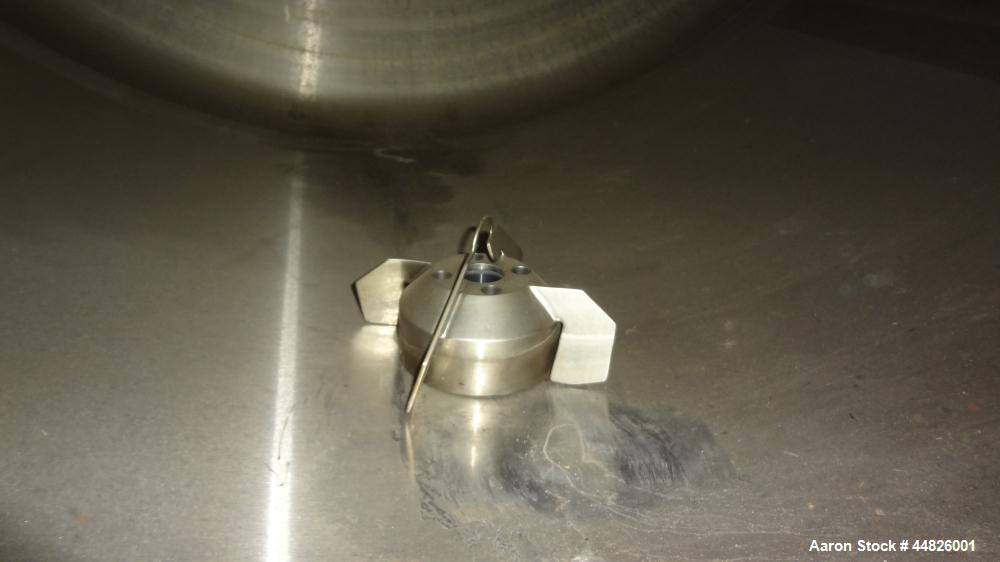 Used 600 Gallon Stainless Steel Apache Stainless Pressure Tank