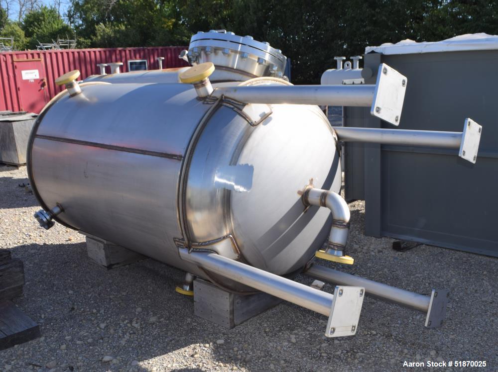 Unused- Apache Stainless Pressure Tank, 695 Gallon, 304L Stainless Steel, Vertical. 48" Diameter x 72" straight side, 2:1 elliptical top & bottom. Internal rated 150 psi / Full Vacuum at -20 to 250 d...