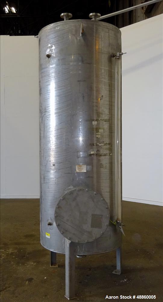 Used Bendel Tank, Approximate 500 Gallon, 304L Stainless Steel, Vertical.