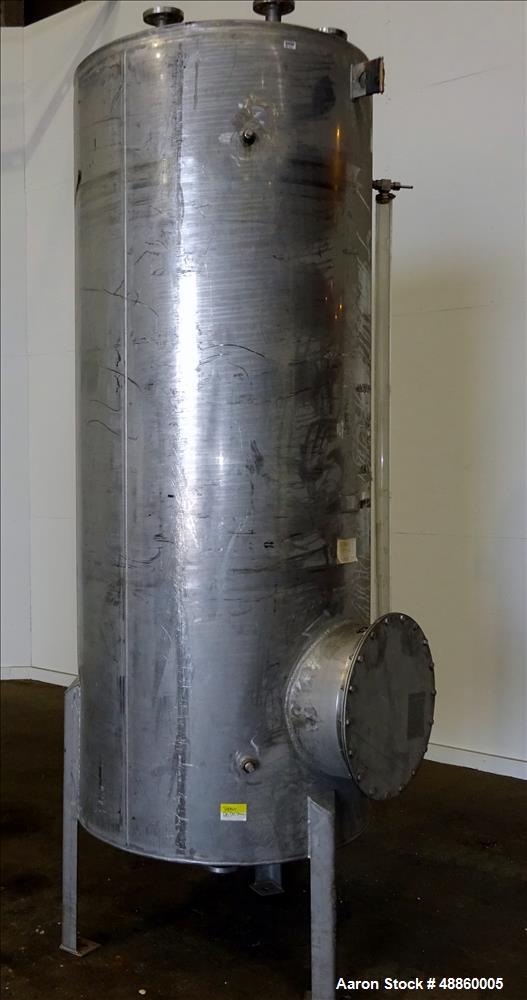 Used Bendel Tank, Approximate 500 Gallon, 304L Stainless Steel, Vertical.