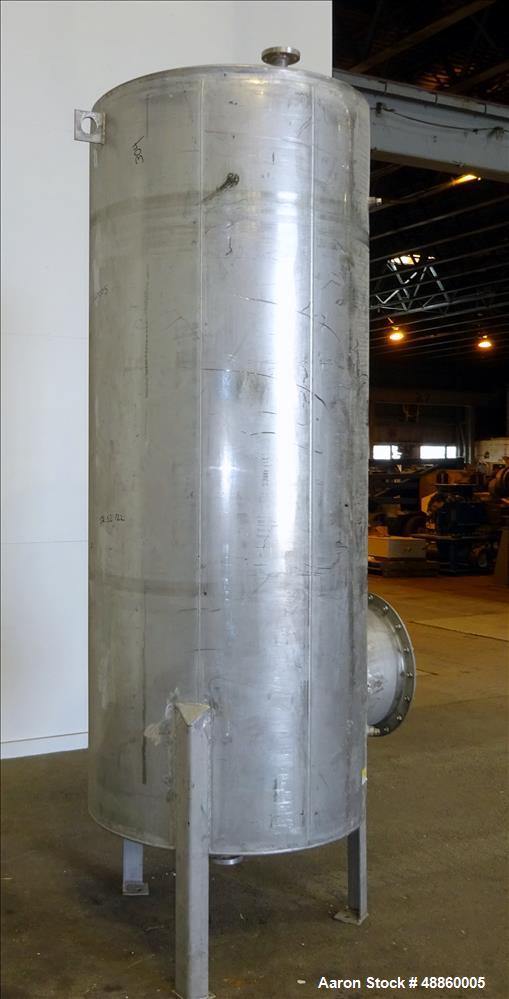 Used Bendel Tank, Approximate 500 Gallon, 304L Stainless Steel, Vertical.